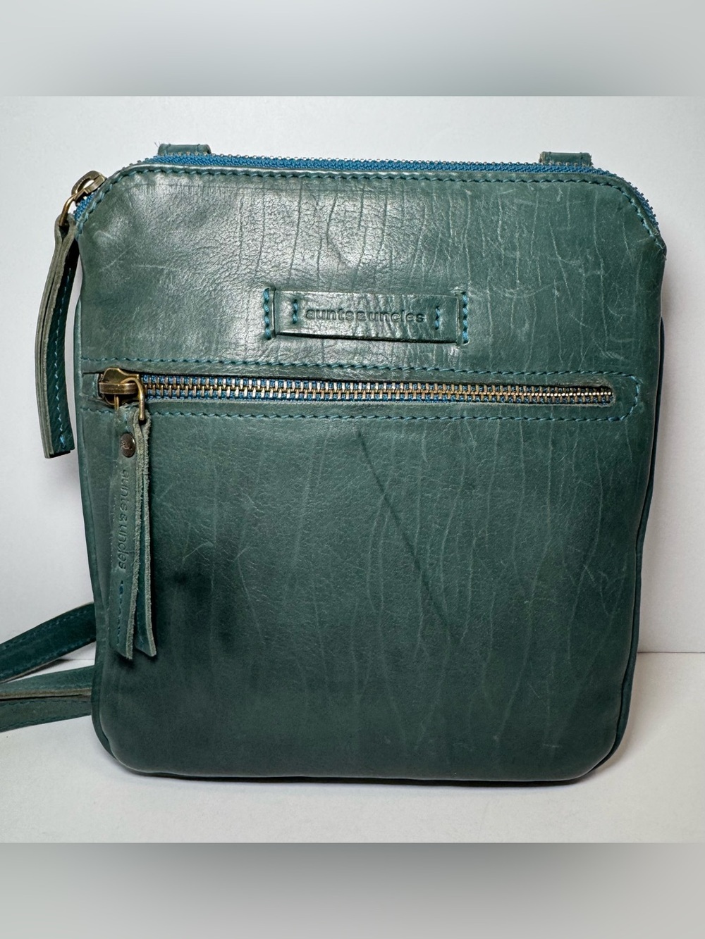 aunts&uncles beautiful leather crossbody bag